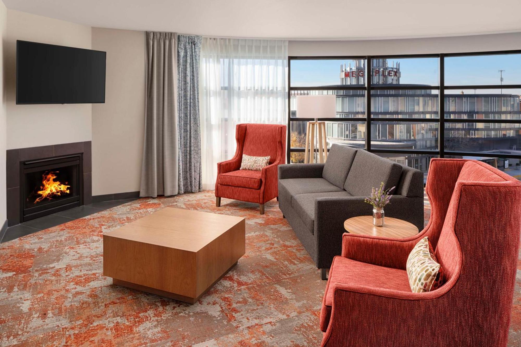 Hilton Garden Inn Огден Экстерьер фото